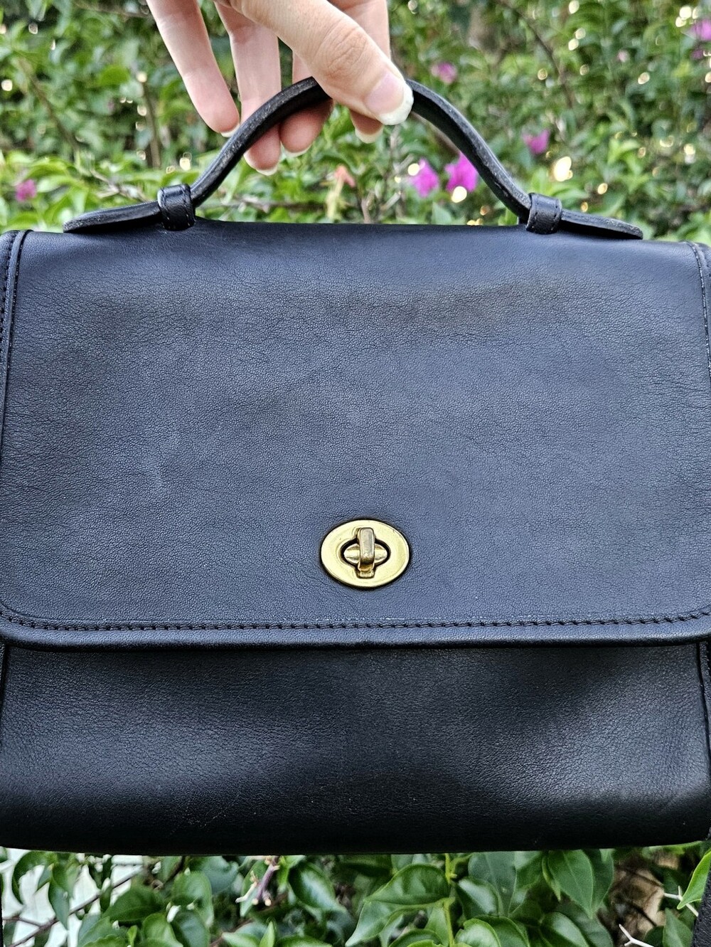 Vintage 1996 Coach Court Bag 9870 Black Leather Crossbody USA